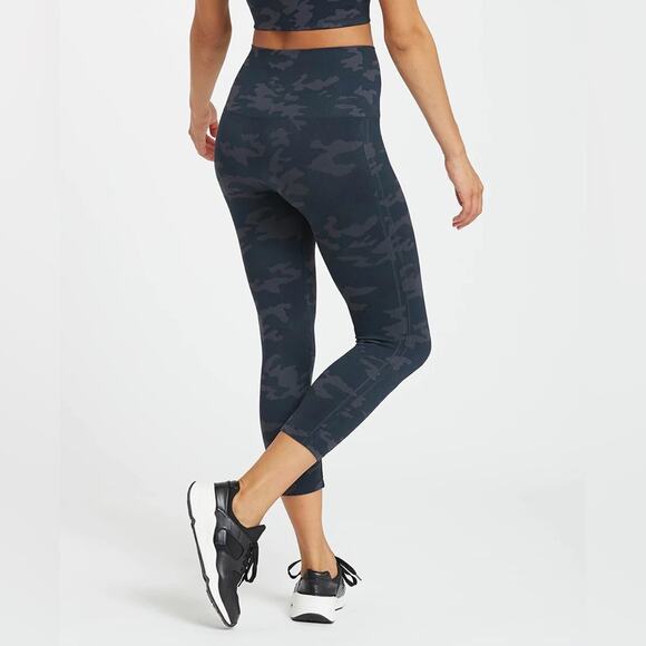 Spanx Look At Me Now Seamless Blue Camo Leggings - Picture 1 of 6